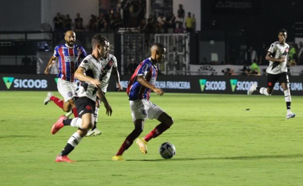 No Rio de Janeiro, Bahia vence o Vasco e conquista seu primeiro triunfo no  Brasileirão - PRADO AGORA