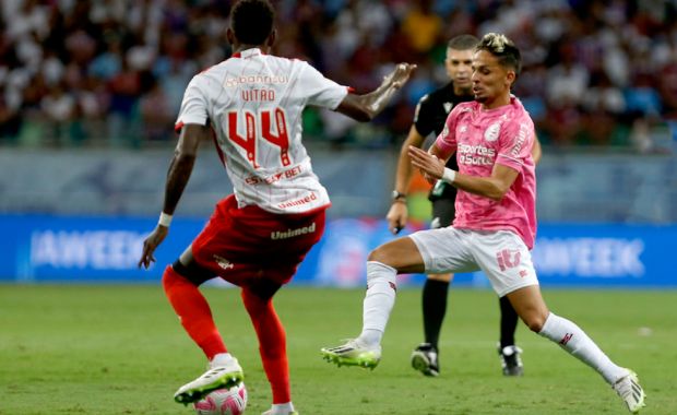 Bahia tem o destaque e três jogadores na seleção da 10ª rodada