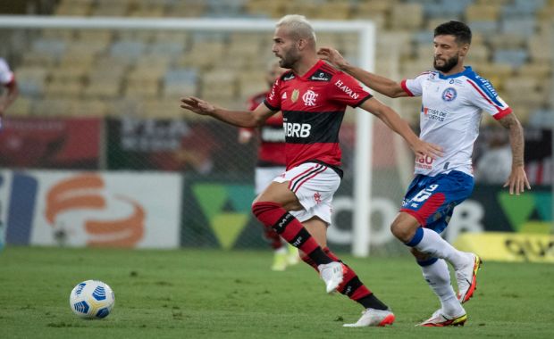 Jogadores do Bahia analisam a derrota e reclamam da arbitragem no