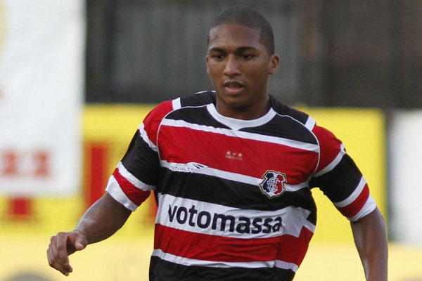 Danilo Pires foi destaque da S&eacute;rie B em 2014