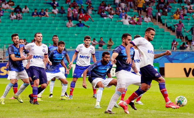 2016-10-04-08-22_CapaBahialondrina1