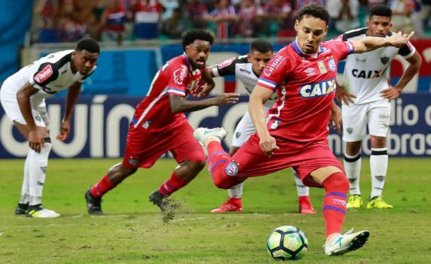 2017-11-13-11-08_capaedigarjuniogolpenalti