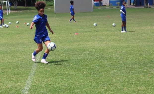 2019-08-27-15-22_capabahiafeminino