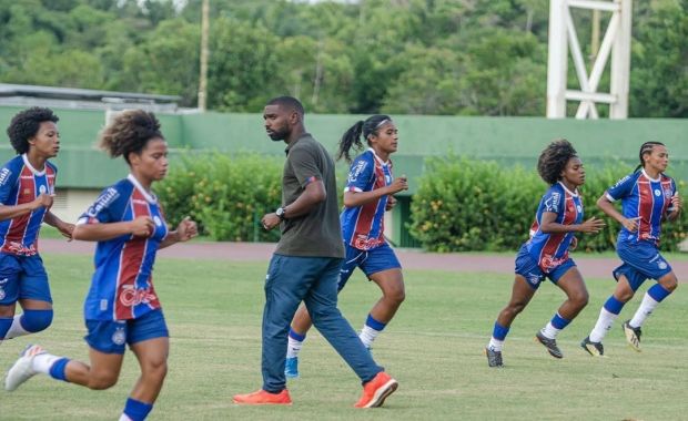 2020-10-10-16-18_capaitalotrinchaotimefeminino