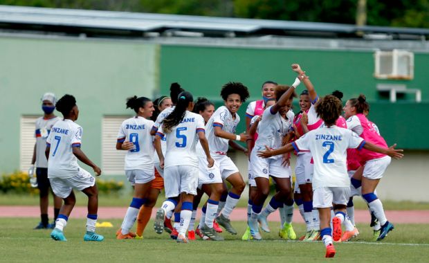 2020-11-28-18-33_capabahiafeminino46