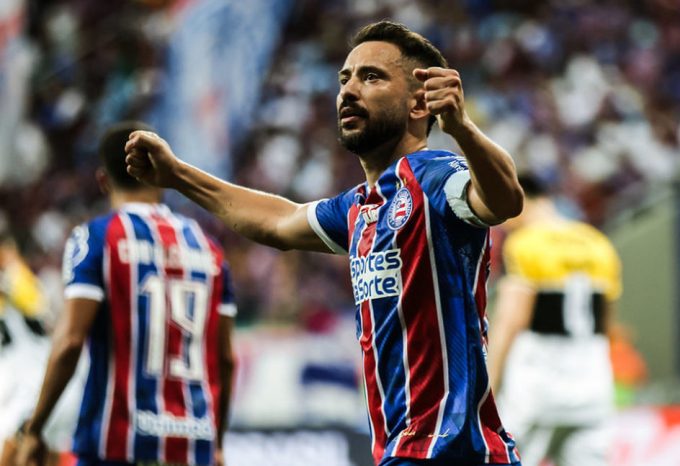 Everton Ribeiro, Bahia