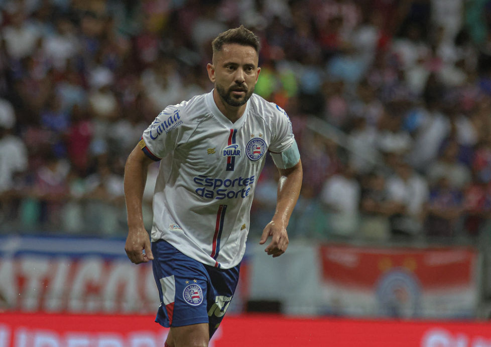 Everton Ribeiro, Bahia