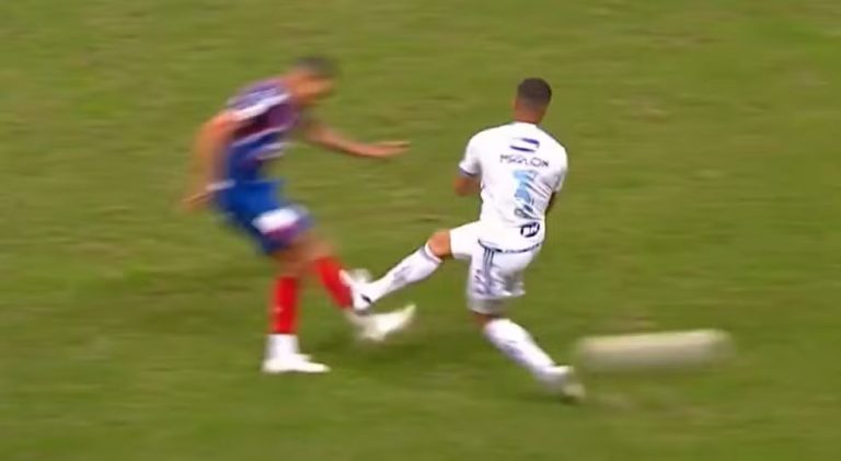 Marlon Gilberto vermelho