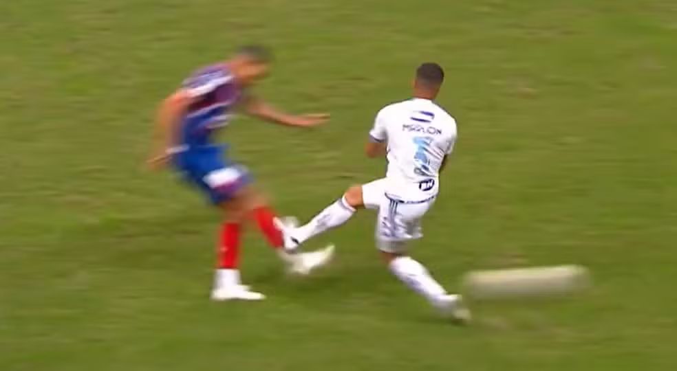 Marlon Gilberto vermelho