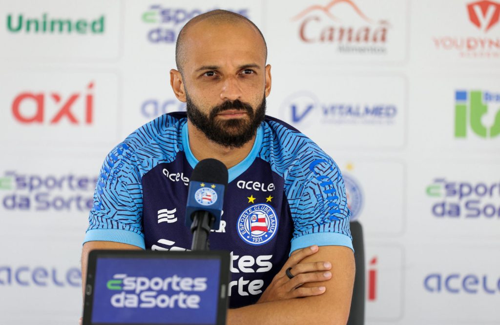 thaciano, coletiva no bahia