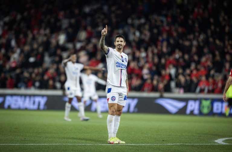 everaldo comemora gol do bahia
