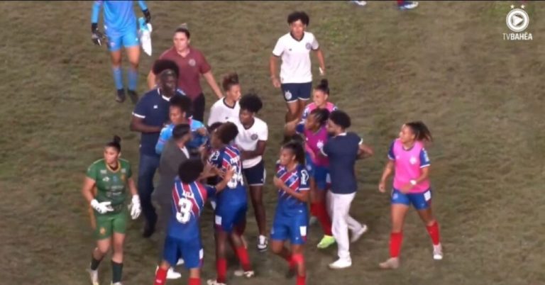técnico jc fc ofensa a jogadora do bahia