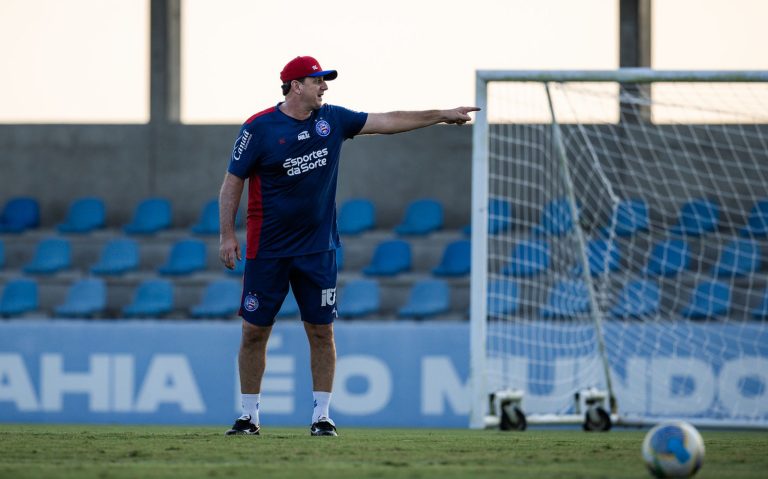 Rogério Ceni em treinamento do Bahia no CT