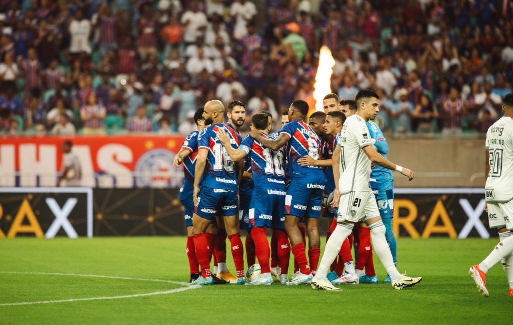 Elenco do Bahia em jogo na Fonte Nova
