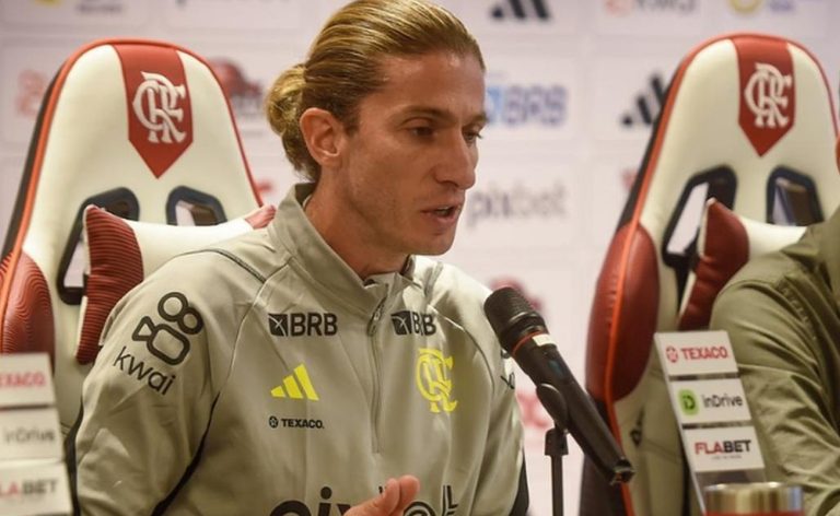 filipe luis em entrevista no flamengo