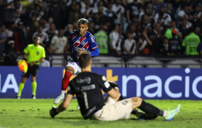 lucho em jogo do bahia
