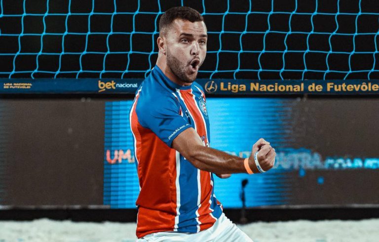 bahia em jogo de futevôlei