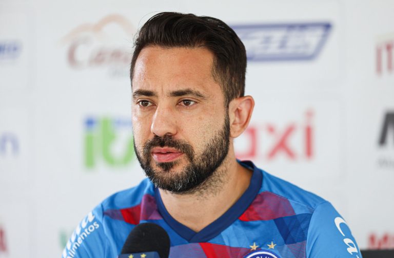 everton ribeiro entrevistado no ct do bahia