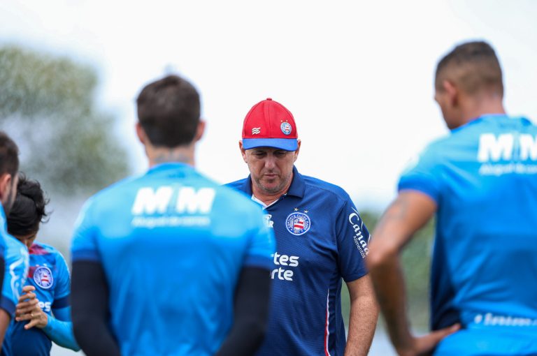rogério ceni em treino do bahia
