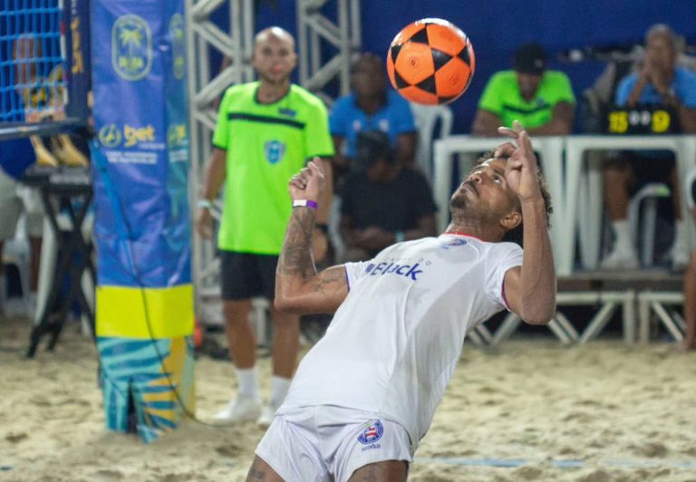 Bahia em jogo de futevôlei