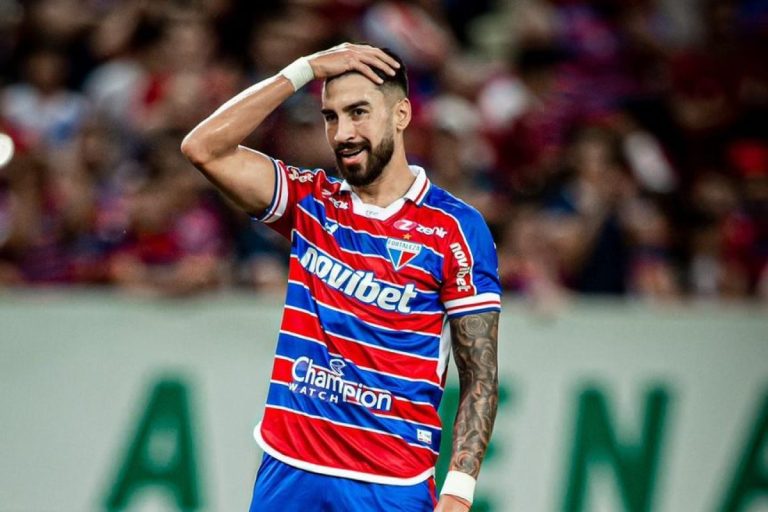 lucero, alvo do bahia