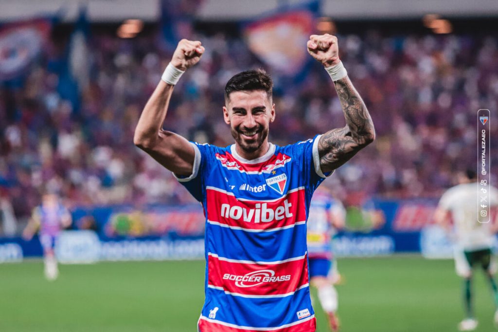 lucero, alvo do bahia