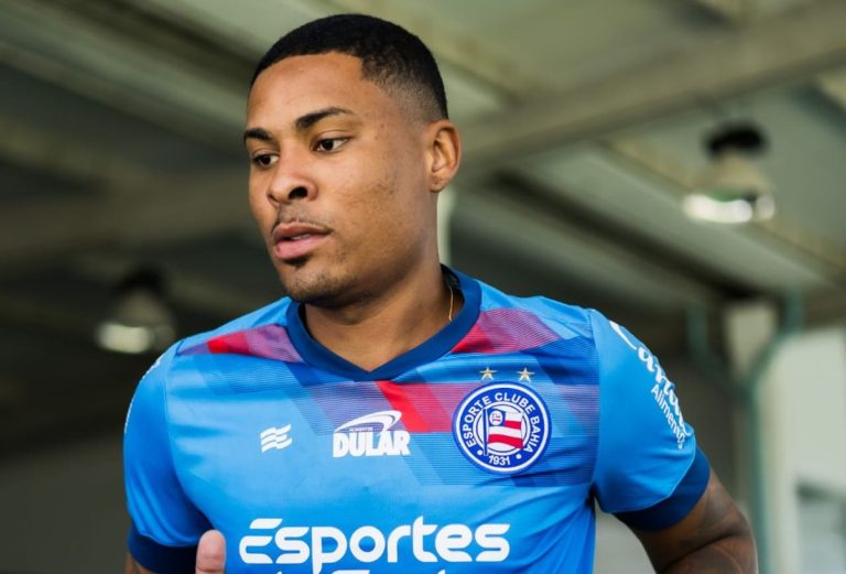 caio roque em treino no ct do bahia