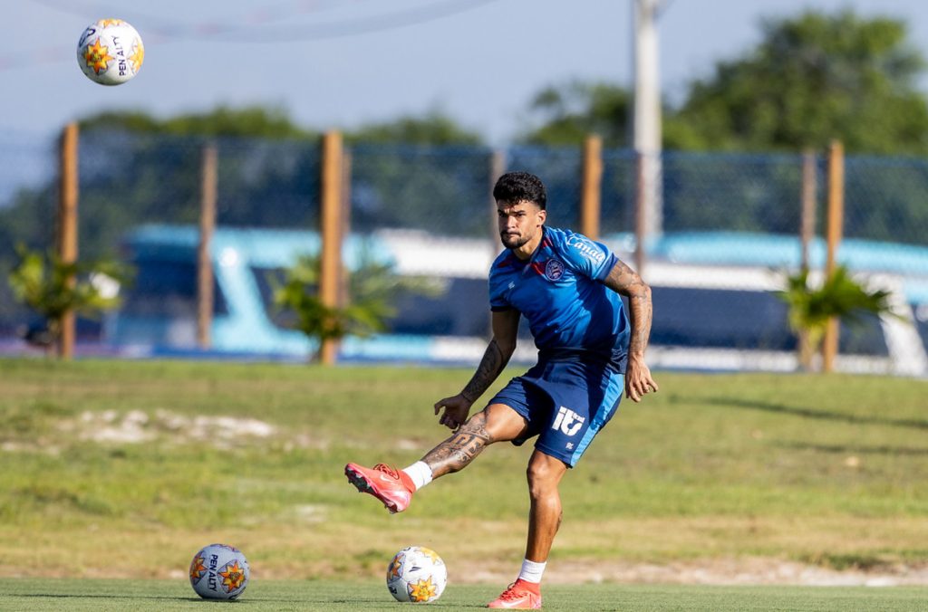 cauly em treino do bahia