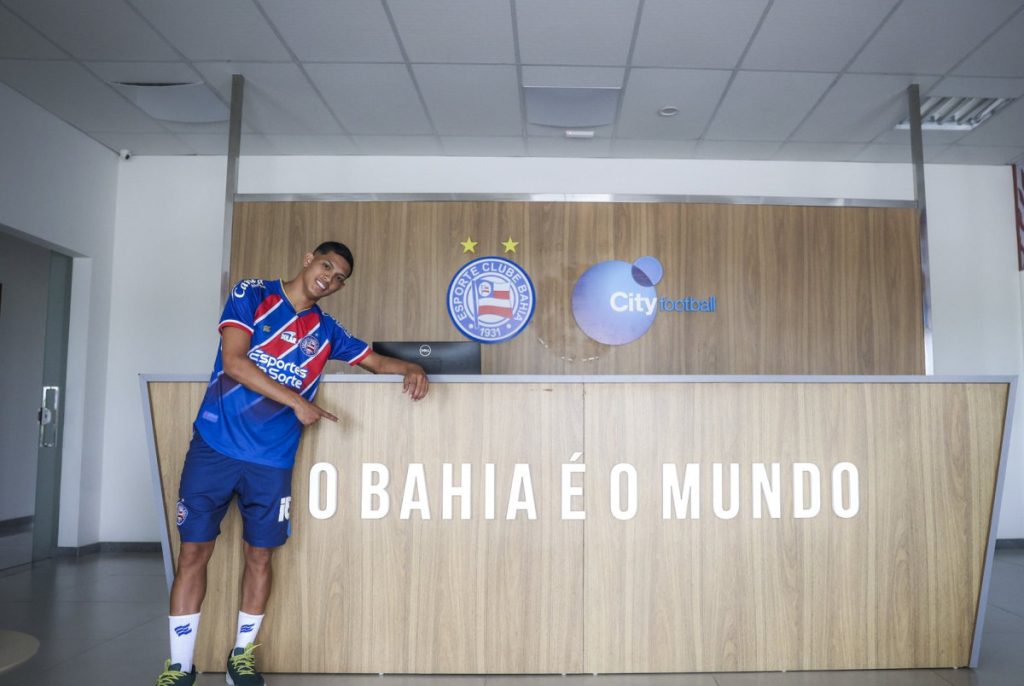 Pulga no ct do bahia