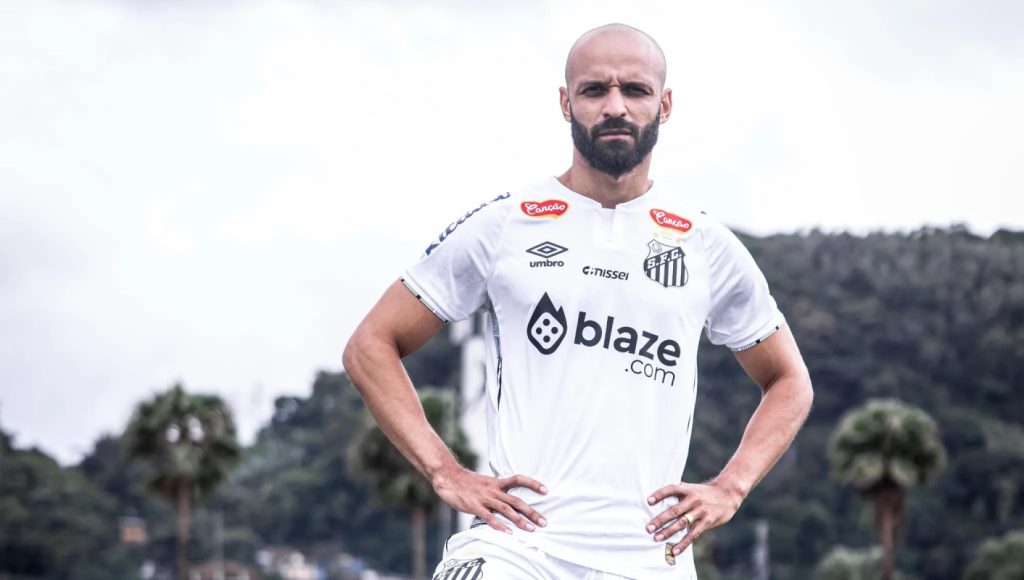 ex-bahia, thaciano anunciado pelo santos