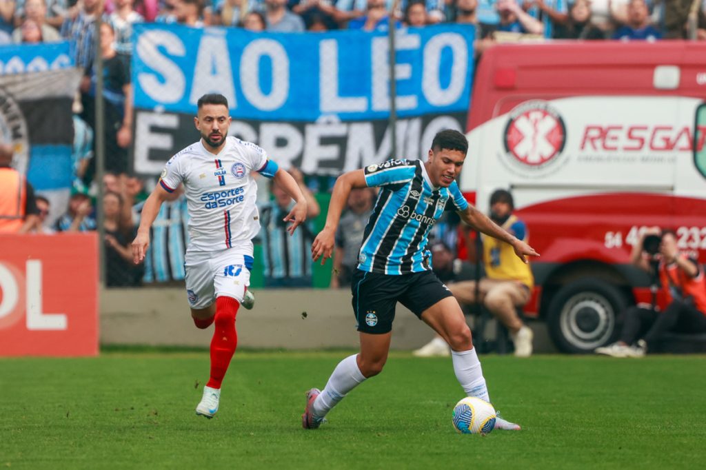 zé guilherme em grêmio x bahia