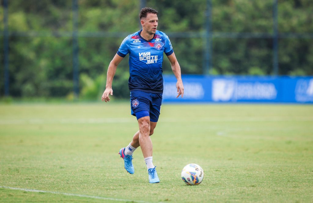 arias em treino do bahia