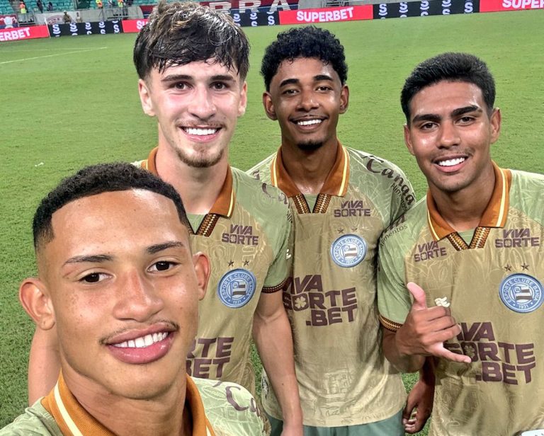 base do bahia em campo