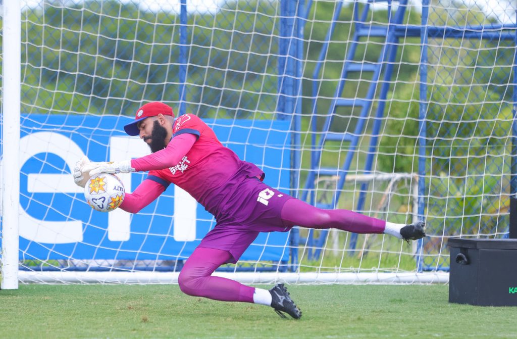 danilo em treino do bahia