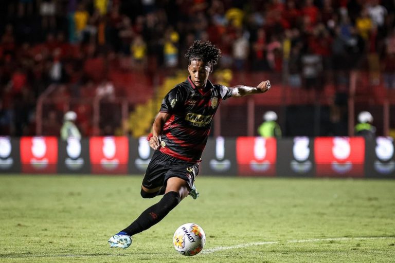 zé lucas, possível alvo do grupo city