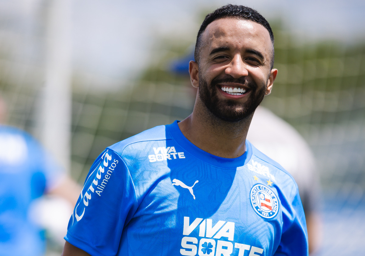 caio alexandre no ct do bahia