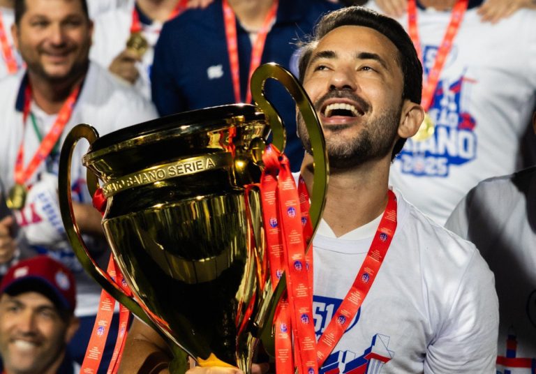 everton ribeiro campeão pelo bahia