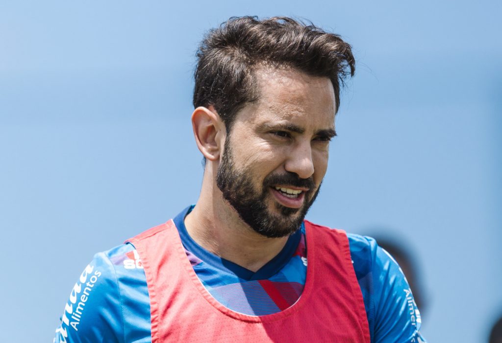 everton ribeiro em treino do bahia
