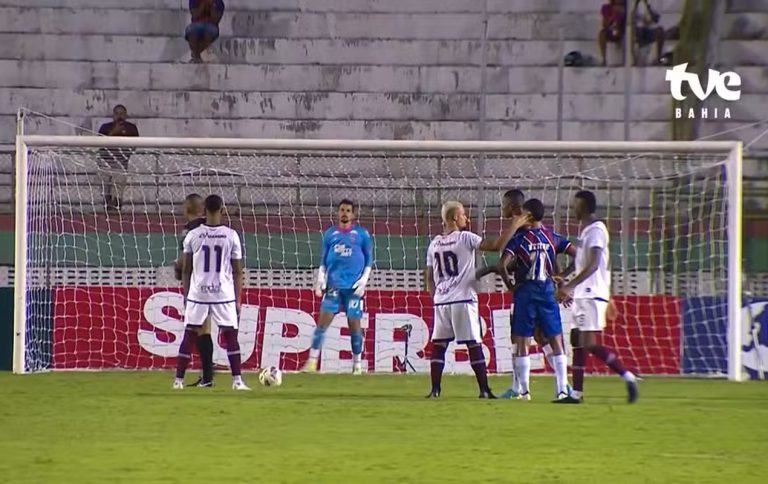 expulsão em jacuipense x bahia