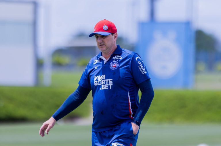 ceni em treino do bahia no ct