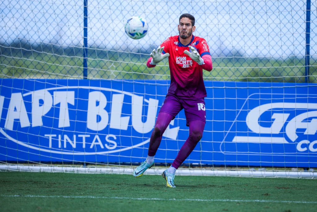 ronaldo em treino do bahia