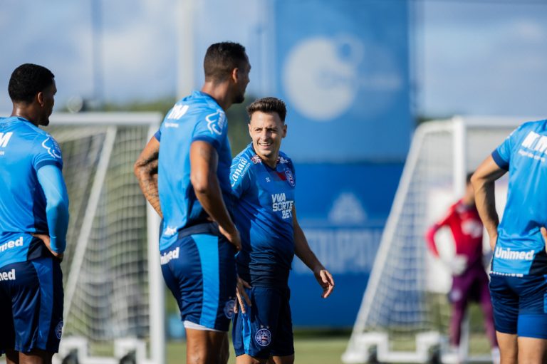 treino bahia, no ct, com arias