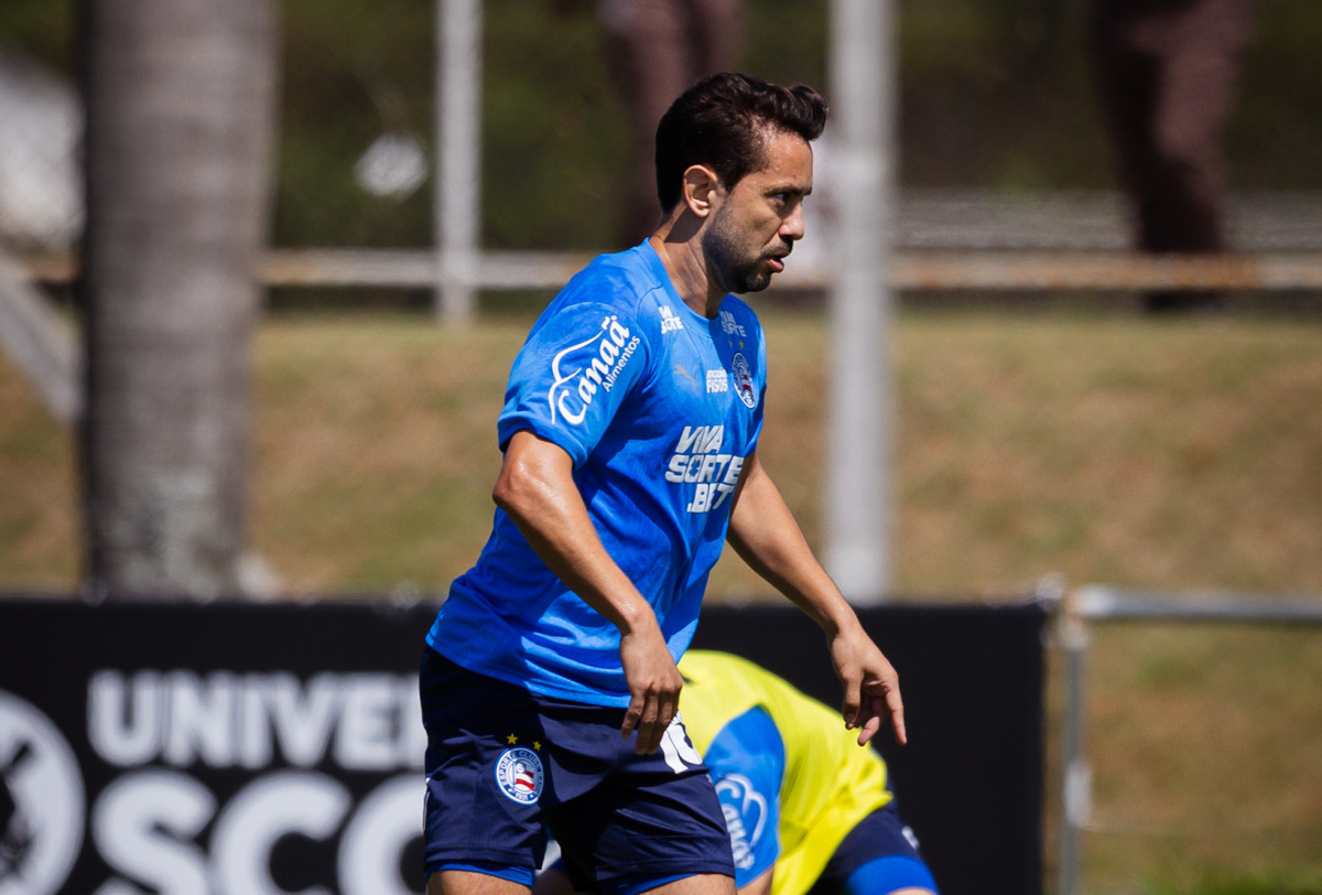 everton ribeiro em treino do bahia
