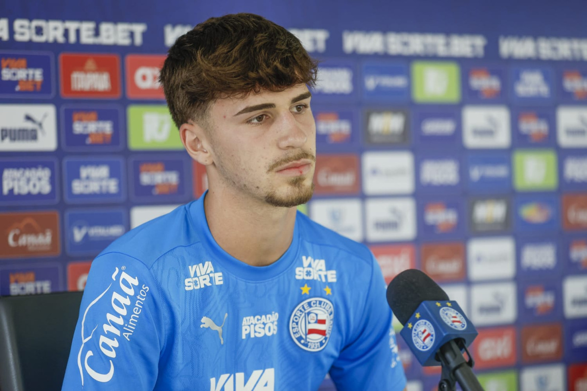 fredi em coletiva no bahia