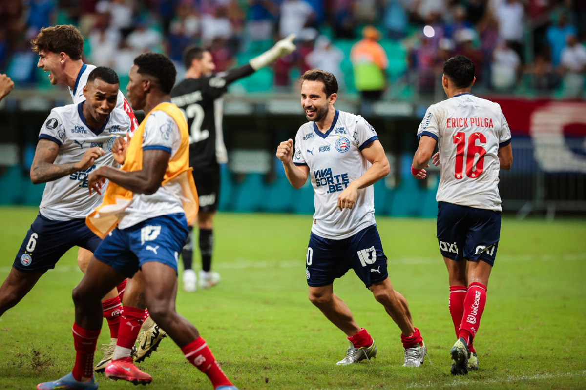 gol do bahia com everton ribeiro