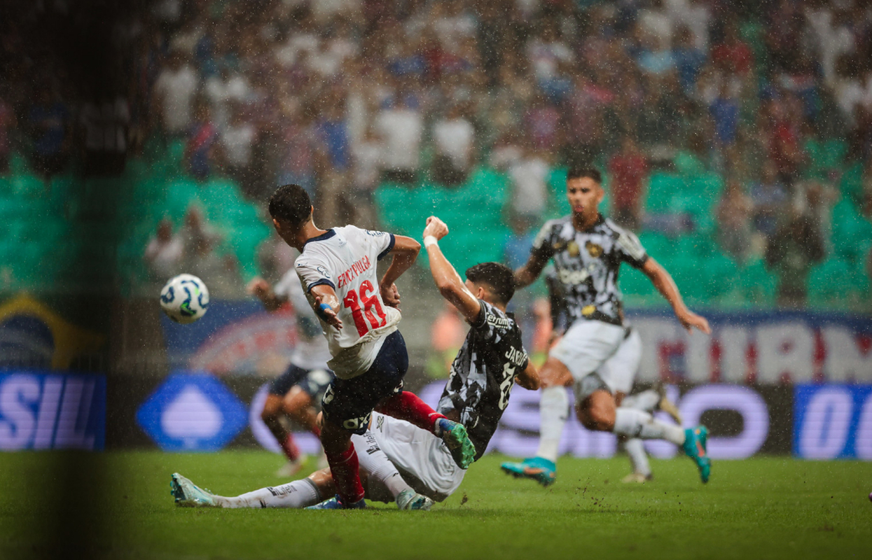 bahia x botafogo, passe de pulga