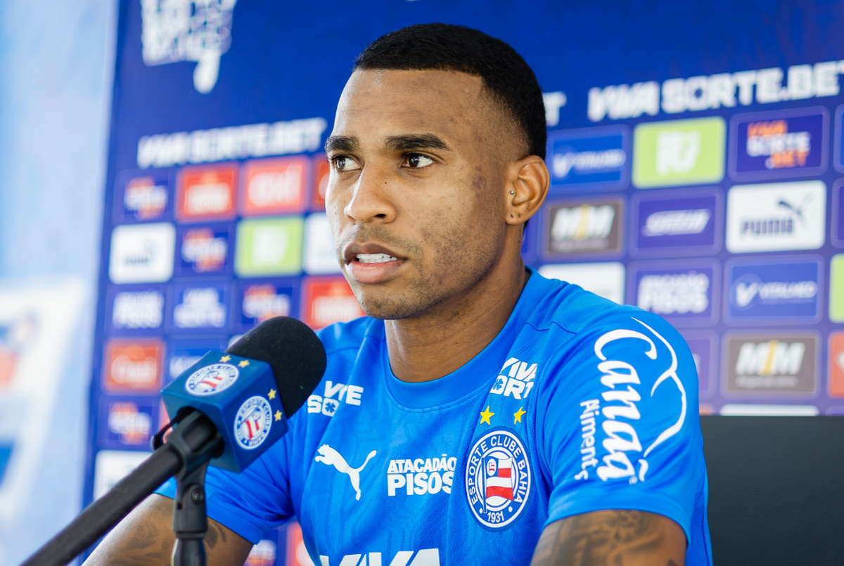 jean lucas em coletiva no bahia