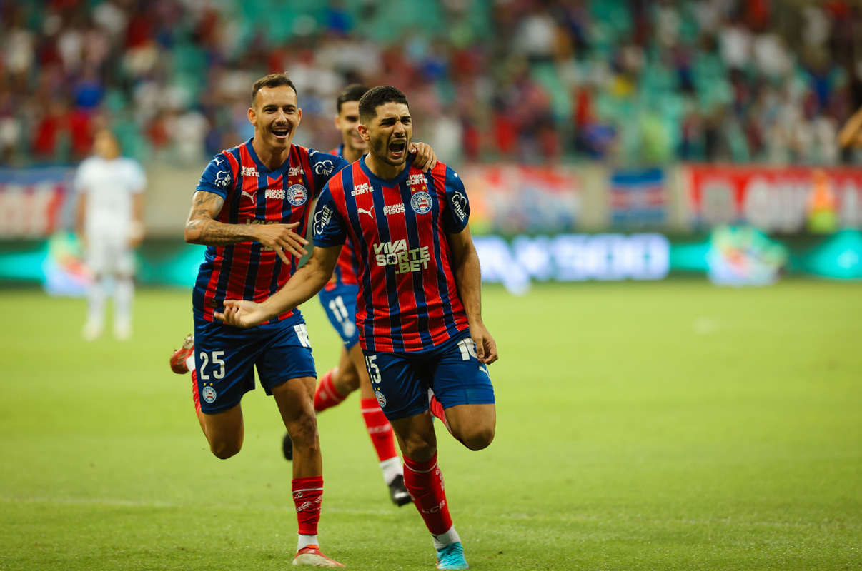 michel araújo faz gol pelo bahia