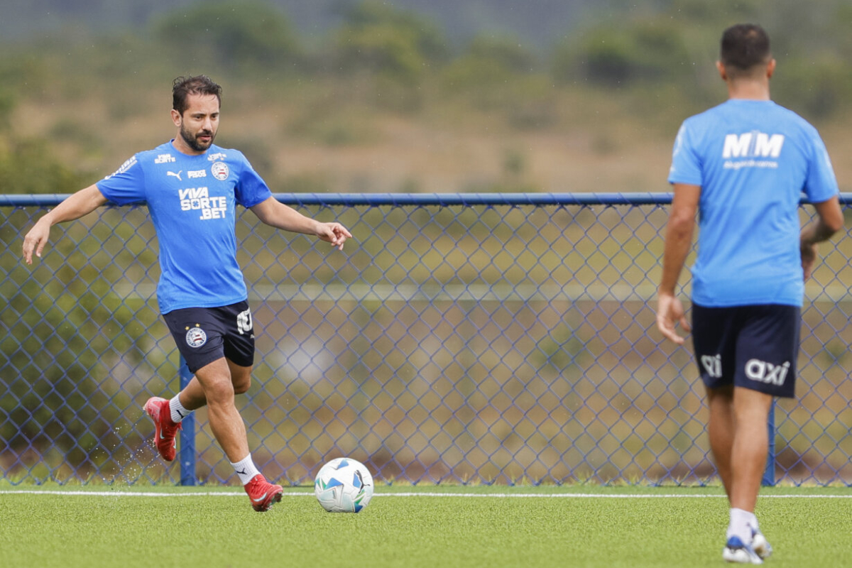 treino do bahia com everton ribeiro