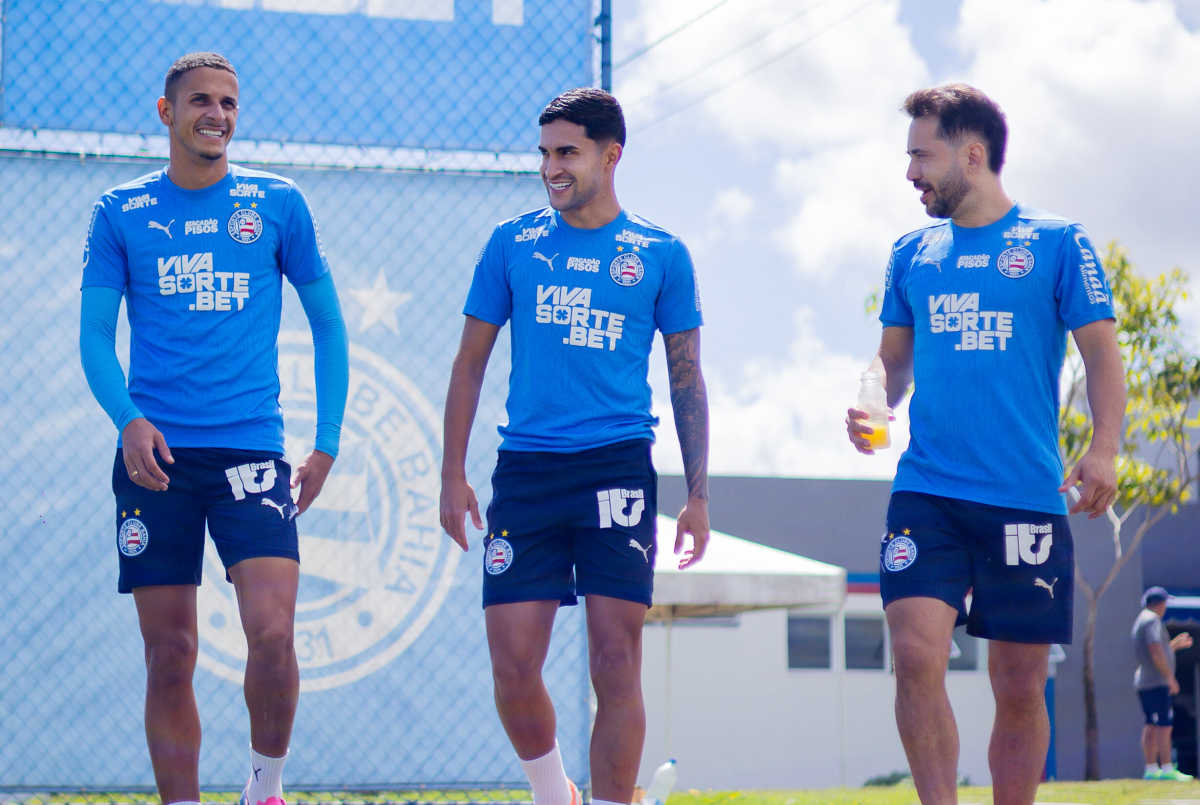 juba, nestor e everton ribeiro em treino do bahia